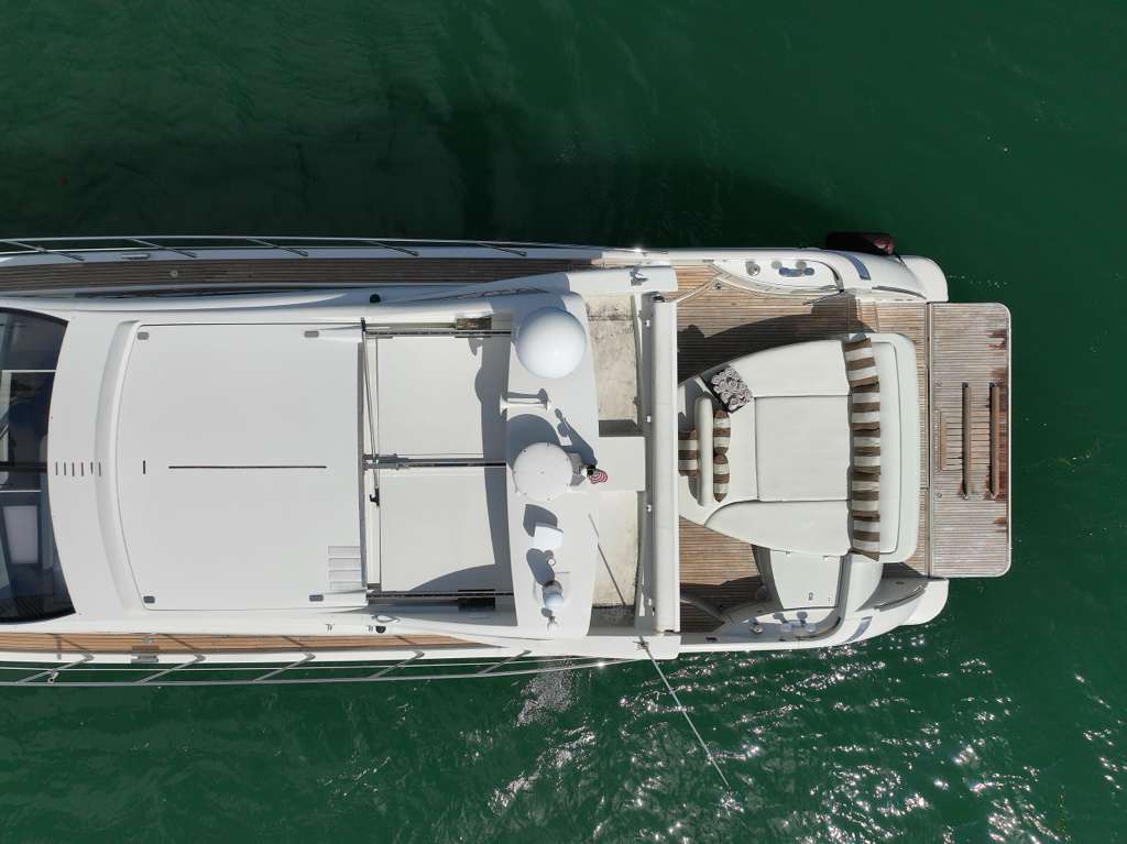 Aerial view of the flybridge and aft deck aboard Samba Soul